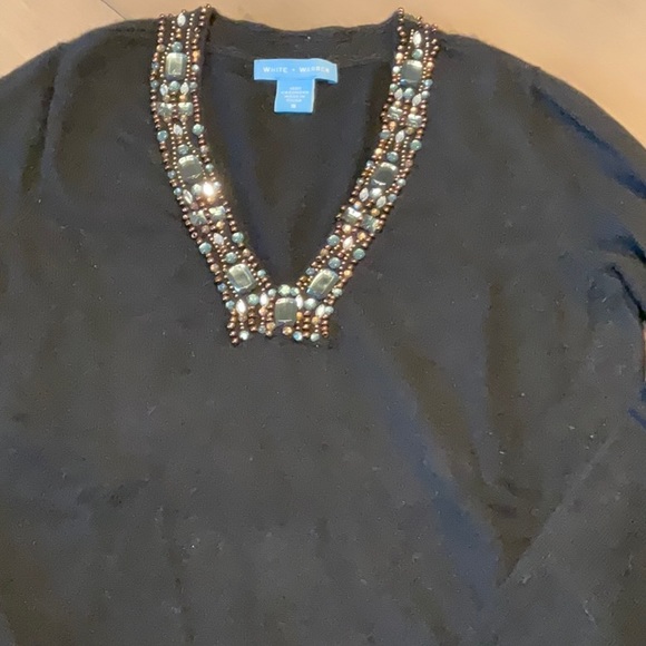 White + Warren black cashmere v neck sweater. Size small. EUC - Picture 3 of 7